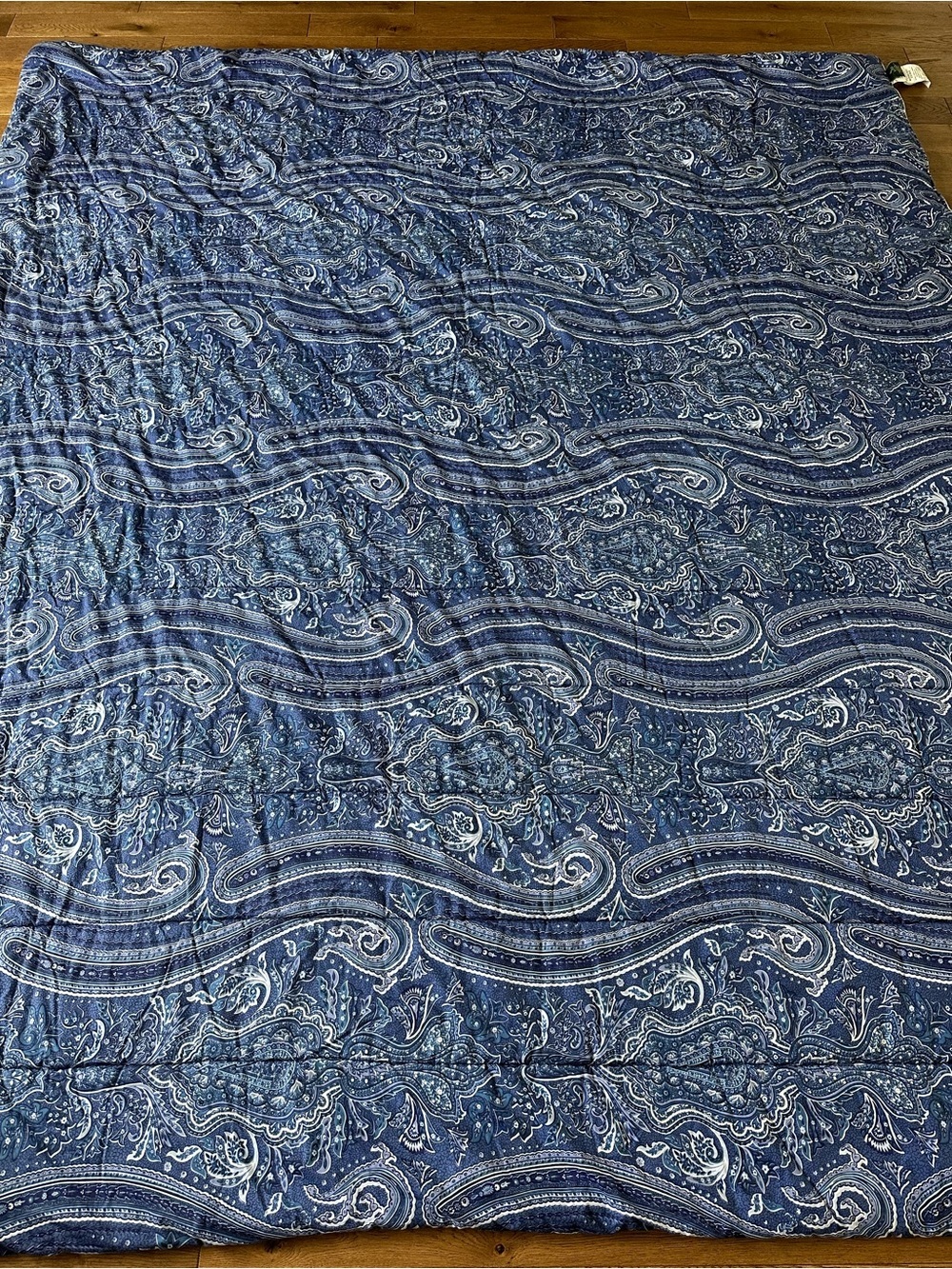 LAUREN RALPH LAUREN KING COMFORTER 110”x 96” Blue
